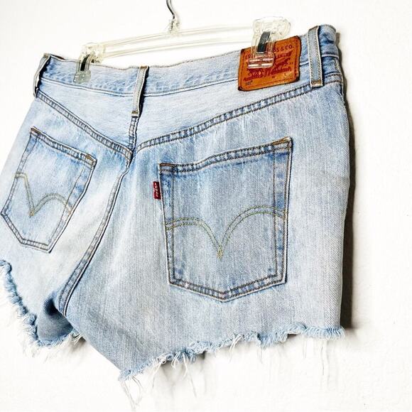 LEVI's 501 High Rise Raw Hem Rigid Denim Jeans Luxor Edge 32 Festival Music - Picture 6 of 9